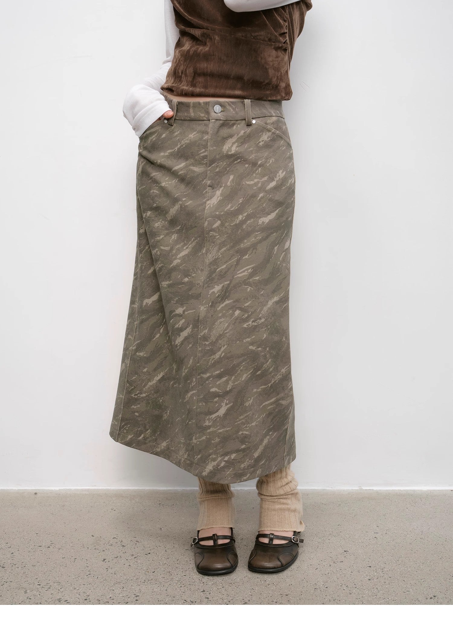 "Thousand Layers of Echoes" Chenille Original Print Camouflage Retro Distressed Straight Mid - Waist Skirt - variant_title
