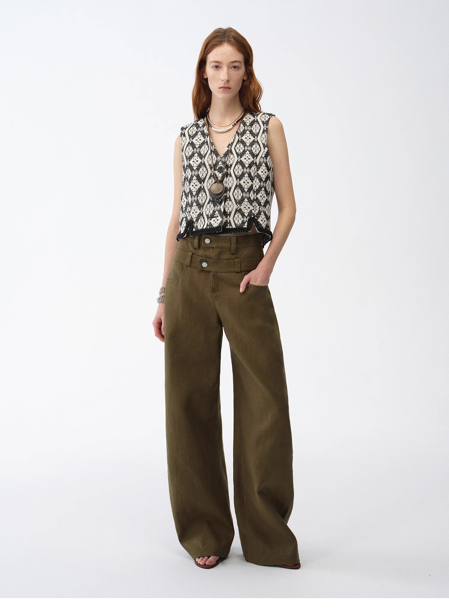"Venice" Classical simple silhouette Italian imported jacquard ethnic style V - neck vest - variant_title