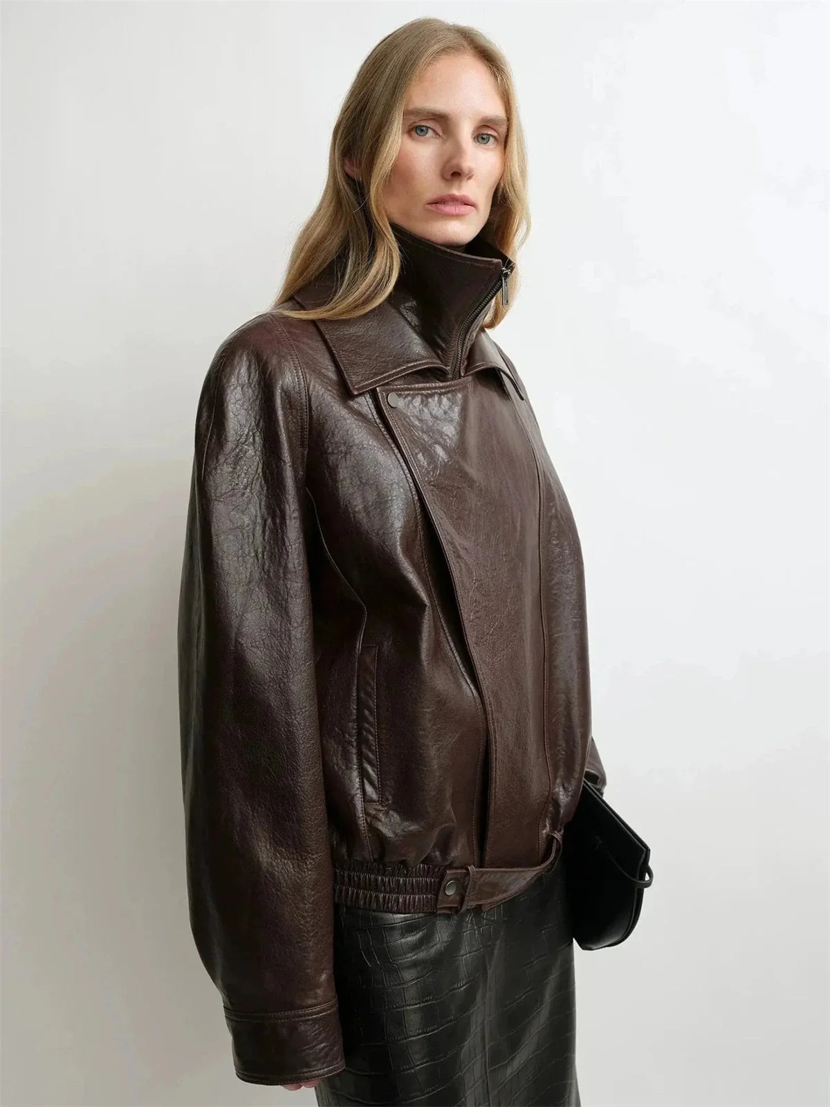 THE ARTM Women's Sheepskin Leather Jacket, Lightweight, Vintage Double Lapel Style