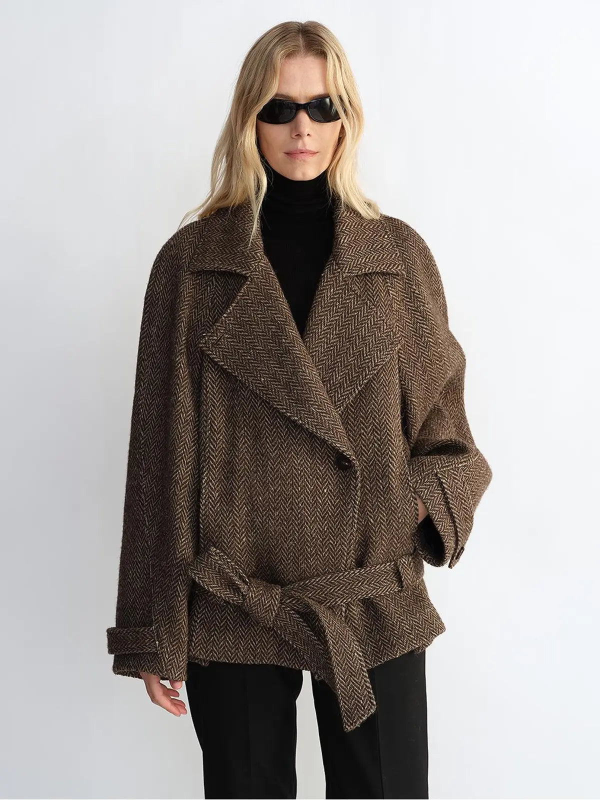 Warm Cocoon Italian herringbone wool short coat product image 02