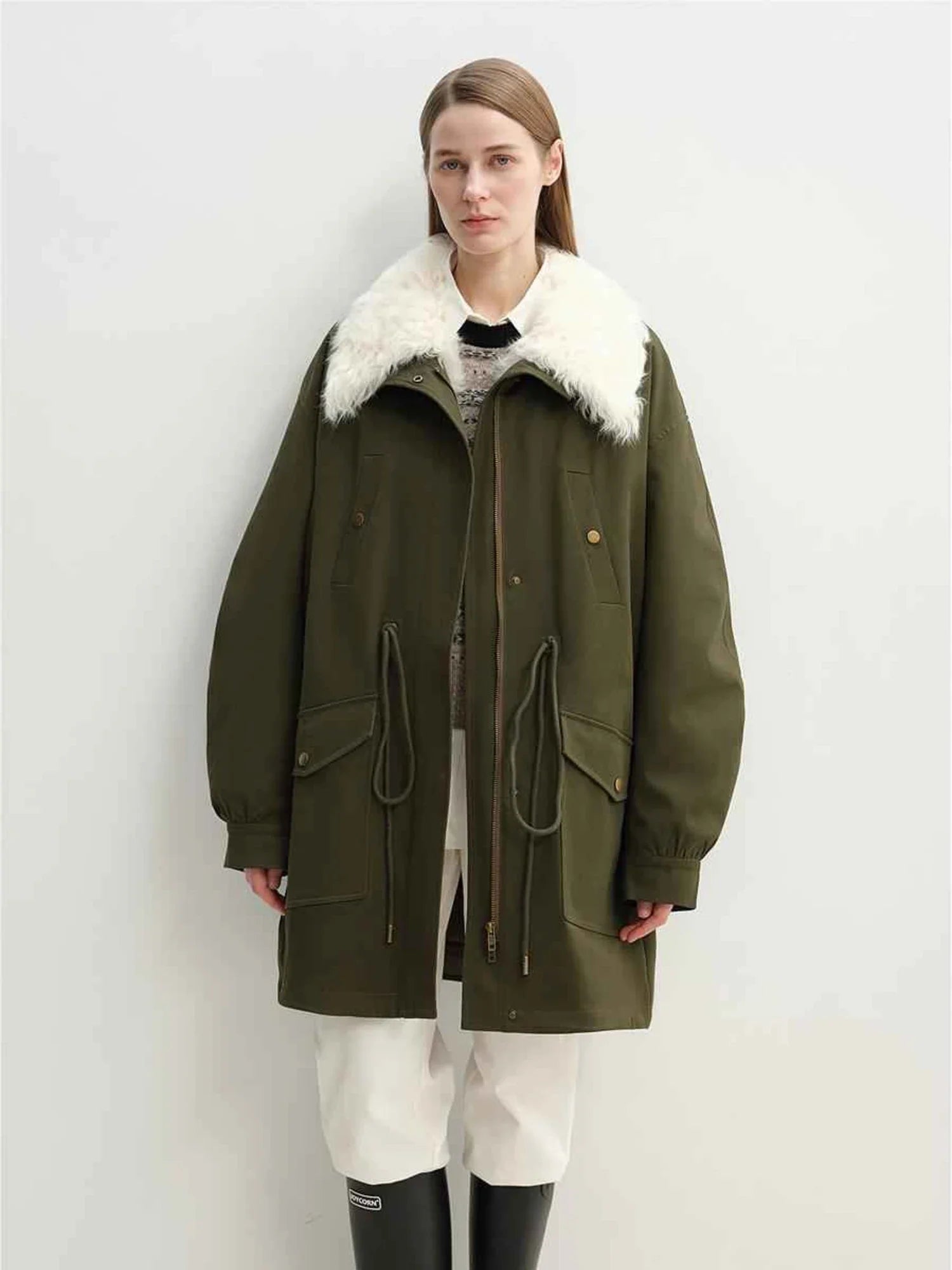 Military green Letrans Wilderness Poem women's down parka with detachable wool collar model front view