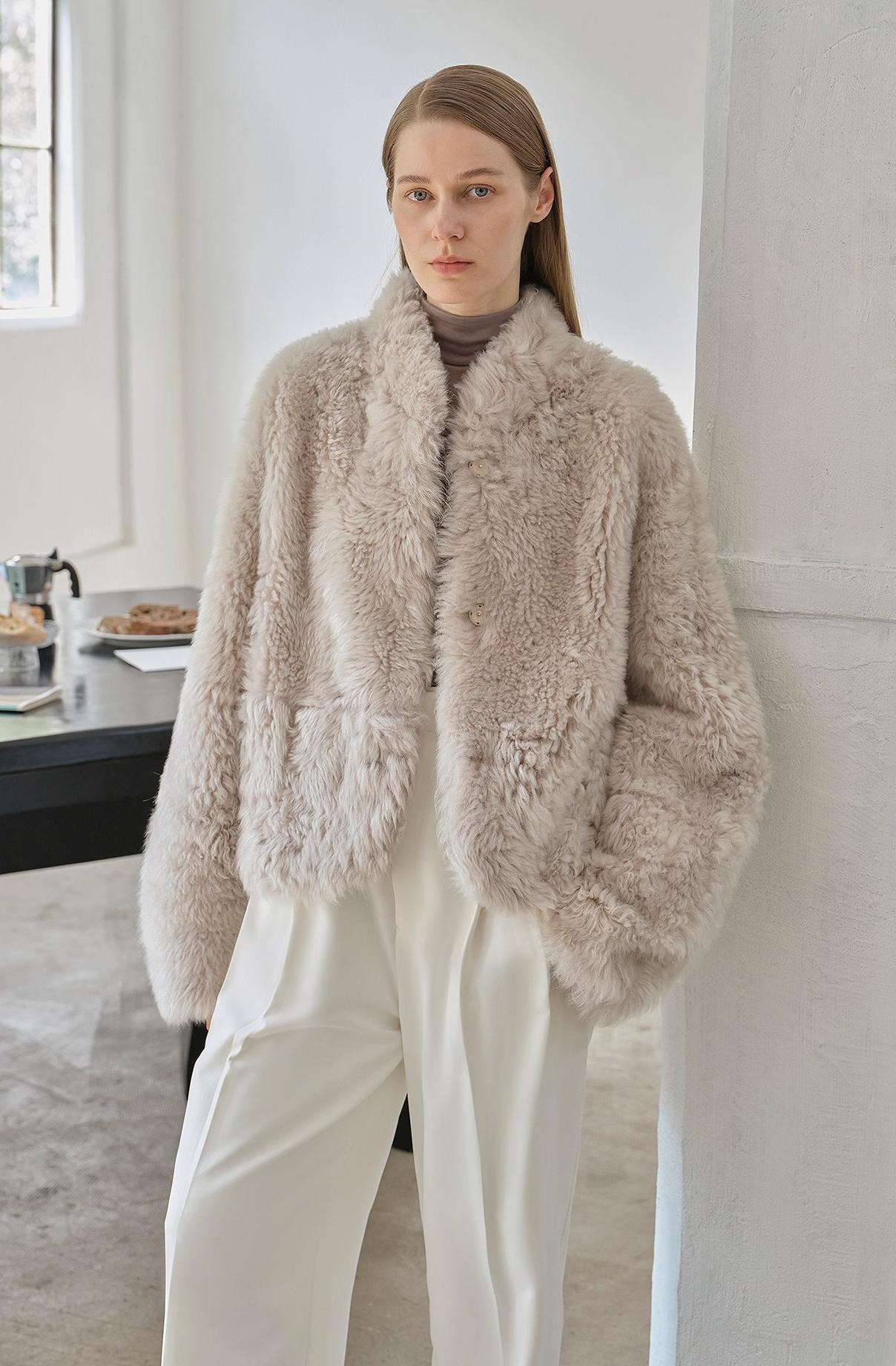 "Yorta" imported Tuscan curly wool upper arc collar sheepskin coat - variant_title